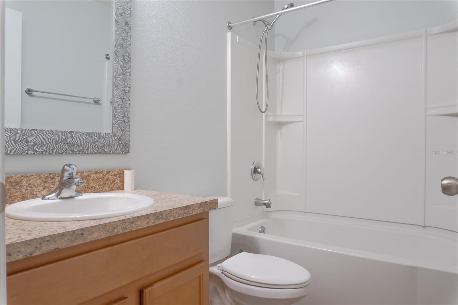 Image 17 of 20 For 241 Aberdeenshire Drive