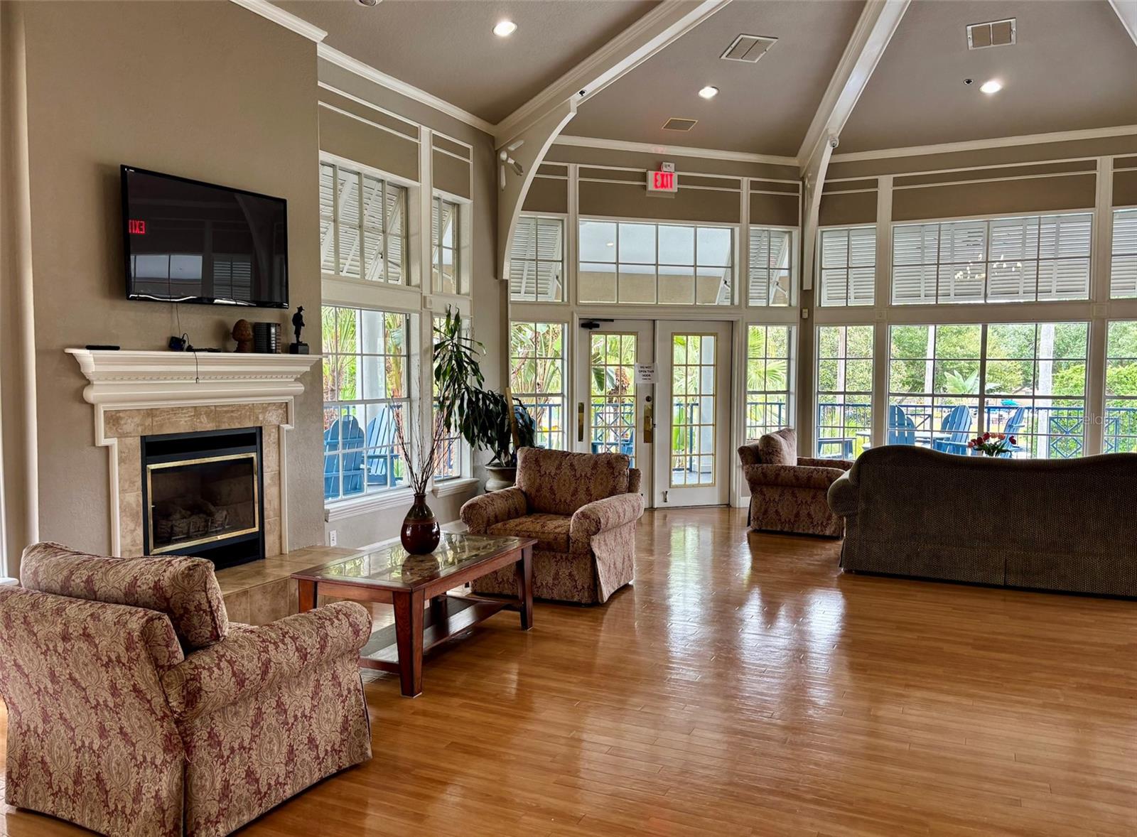 Image 15 of 19 For 7320 Westpointe Boulevard 526