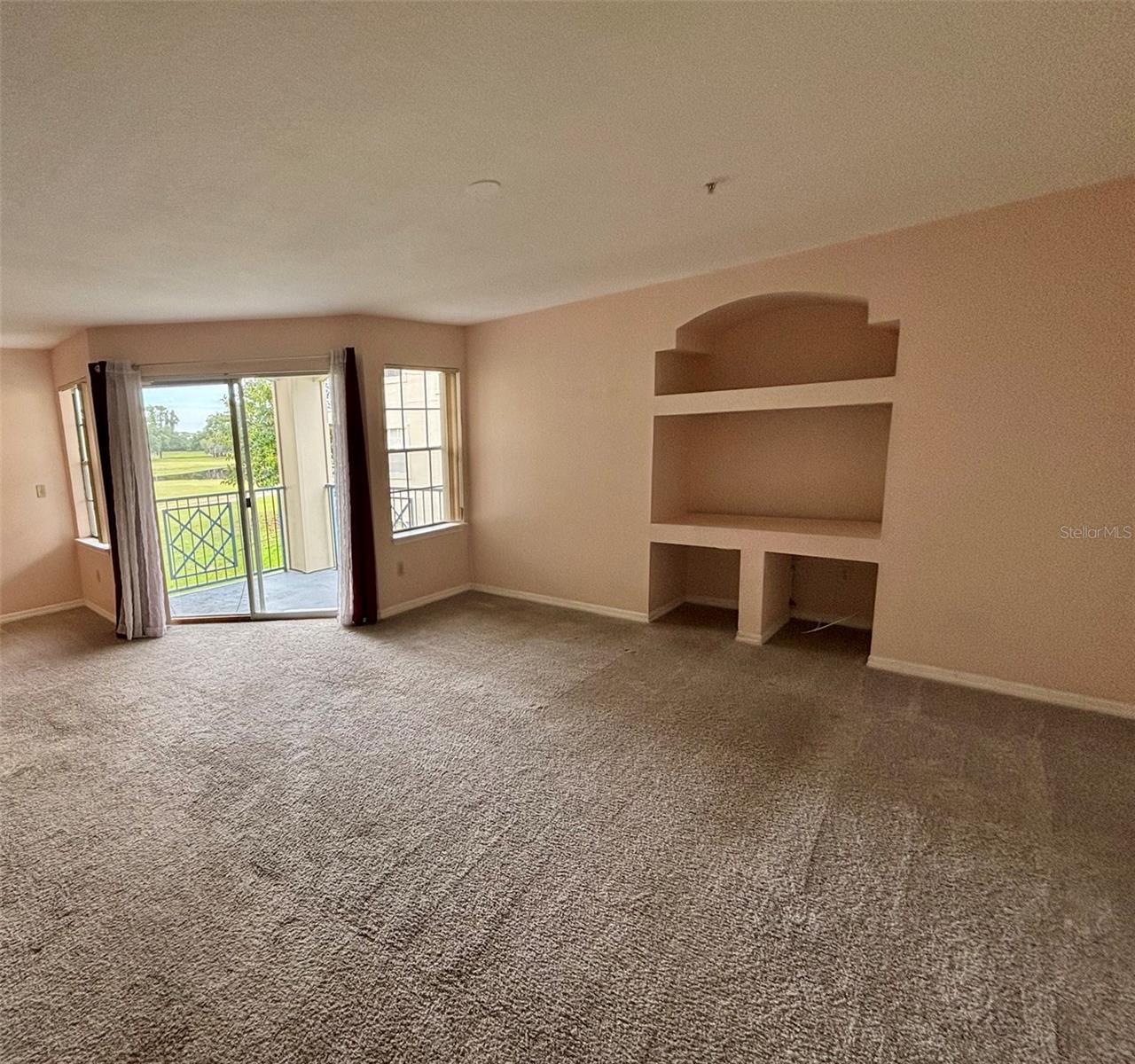 Image 6 of 19 For 7320 Westpointe Boulevard 526