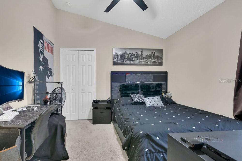 Image 15 of 37 For 4806 Cumbrian Lakes Drive