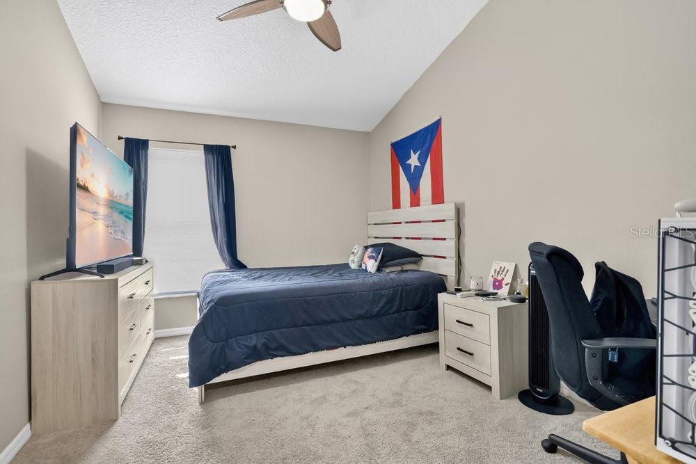 Image 19 of 37 For 4806 Cumbrian Lakes Drive