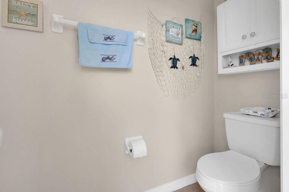 Image 22 of 37 For 4806 Cumbrian Lakes Drive