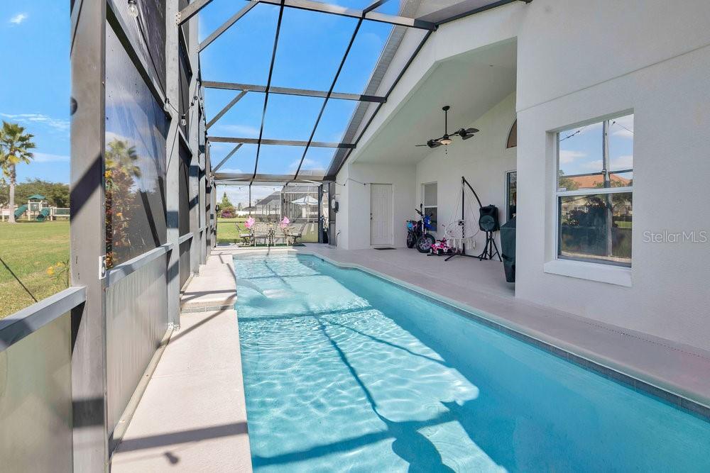 Image 24 of 37 For 4806 Cumbrian Lakes Drive