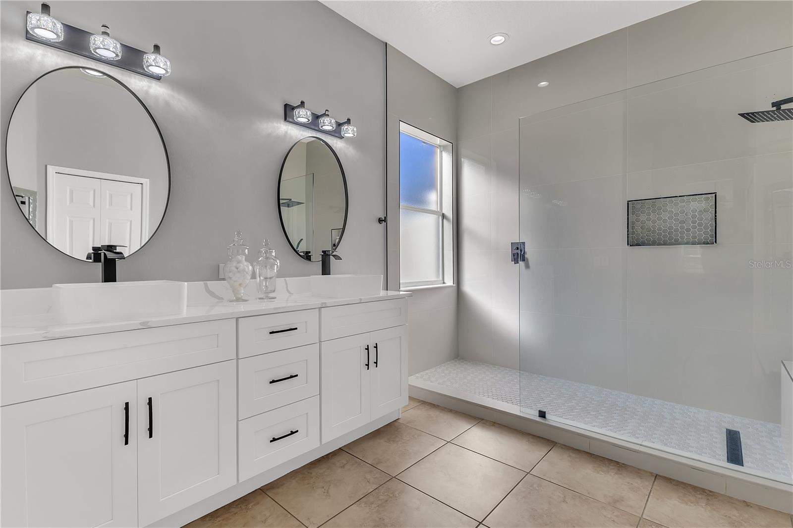 Image 15 of 38 For 3029 Julip Drive