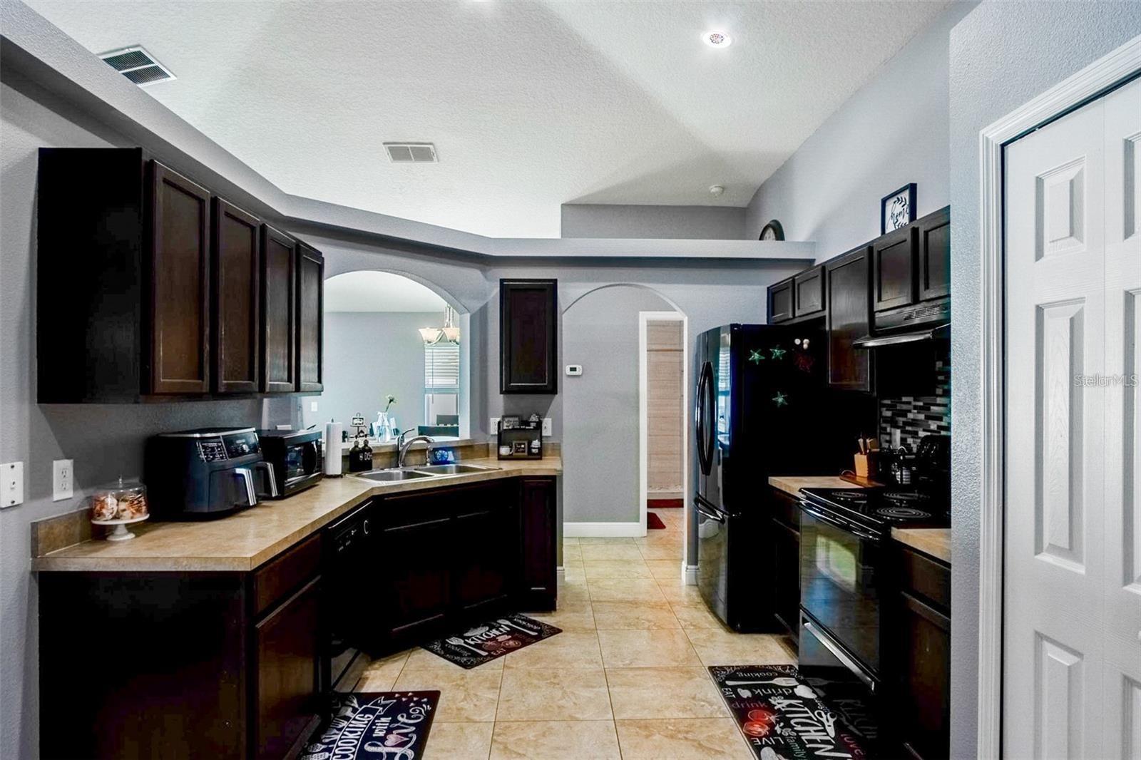 Image 16 of 51 For 3111 Turnberry Boulevard