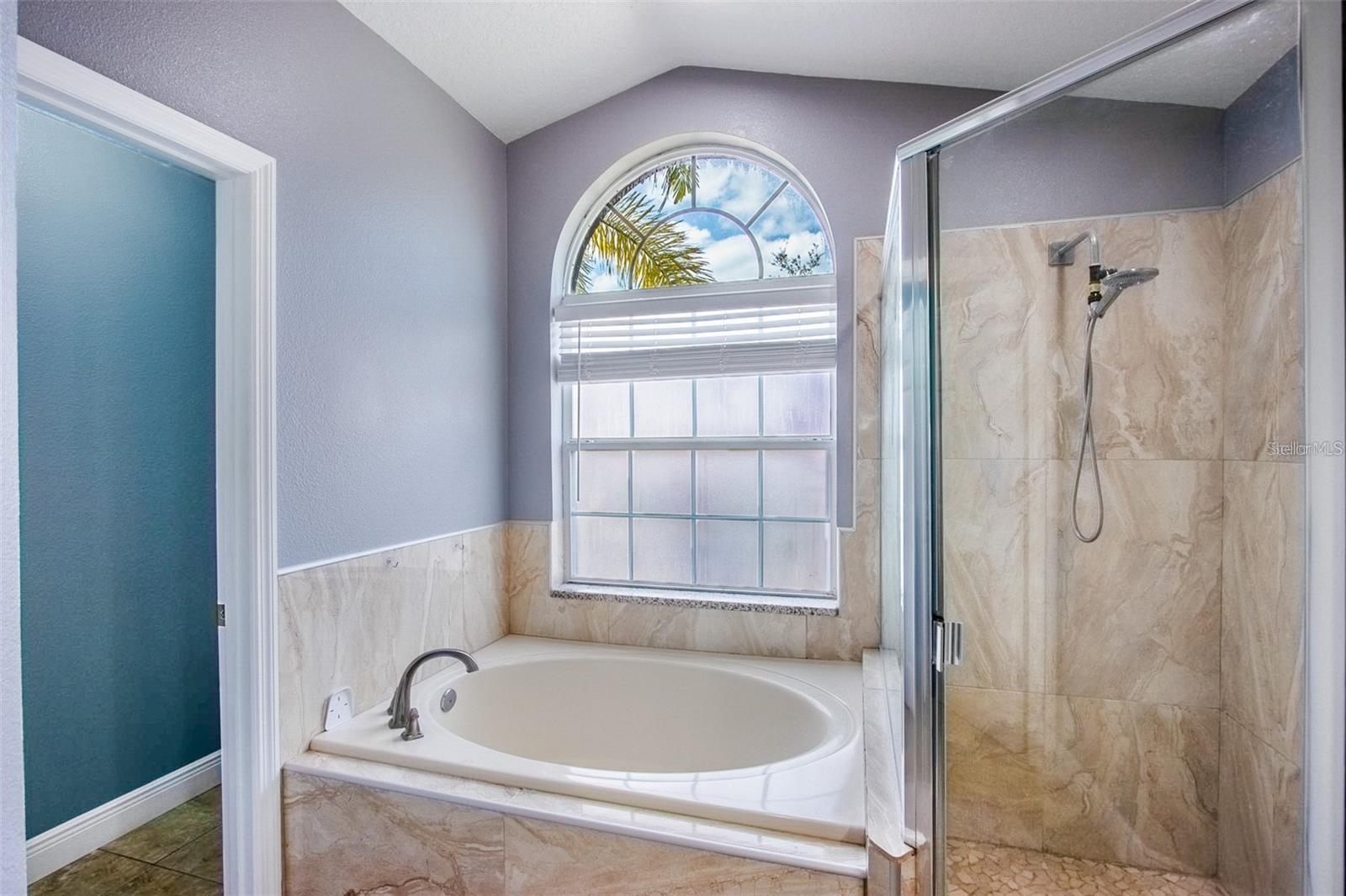 Image 28 of 51 For 3111 Turnberry Boulevard