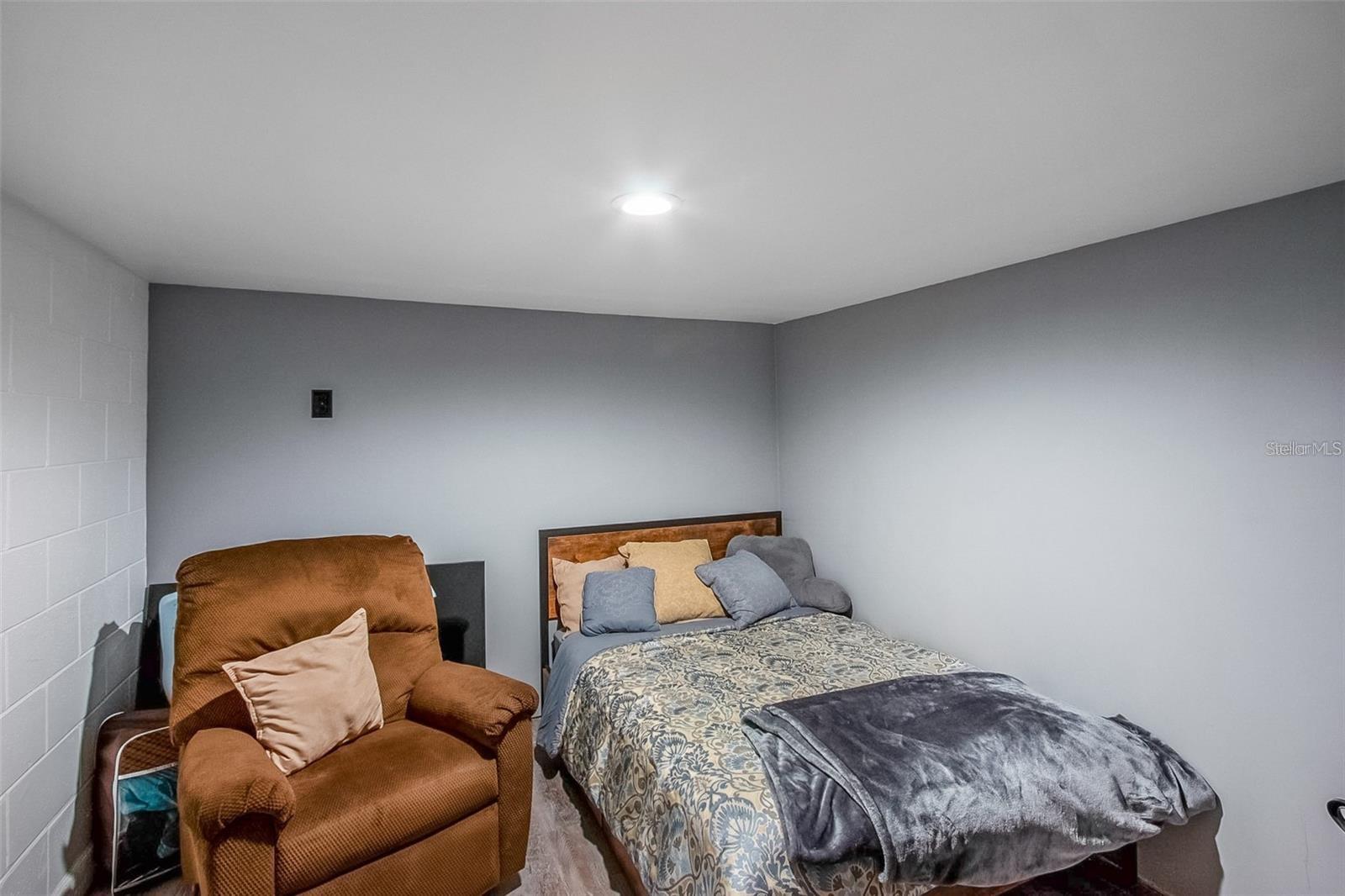 Image 36 of 51 For 3111 Turnberry Boulevard