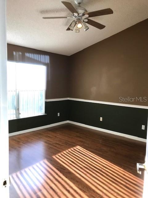 Image 14 of 32 For 13932 Huntwick Drive