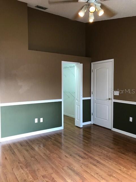 Image 15 of 32 For 13932 Huntwick Drive