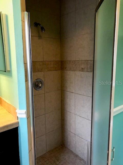 Image 18 of 32 For 13932 Huntwick Drive