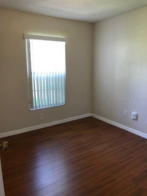 Image 20 of 32 For 13932 Huntwick Drive