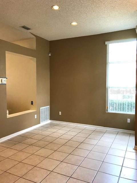 Image 3 of 32 For 13932 Huntwick Drive