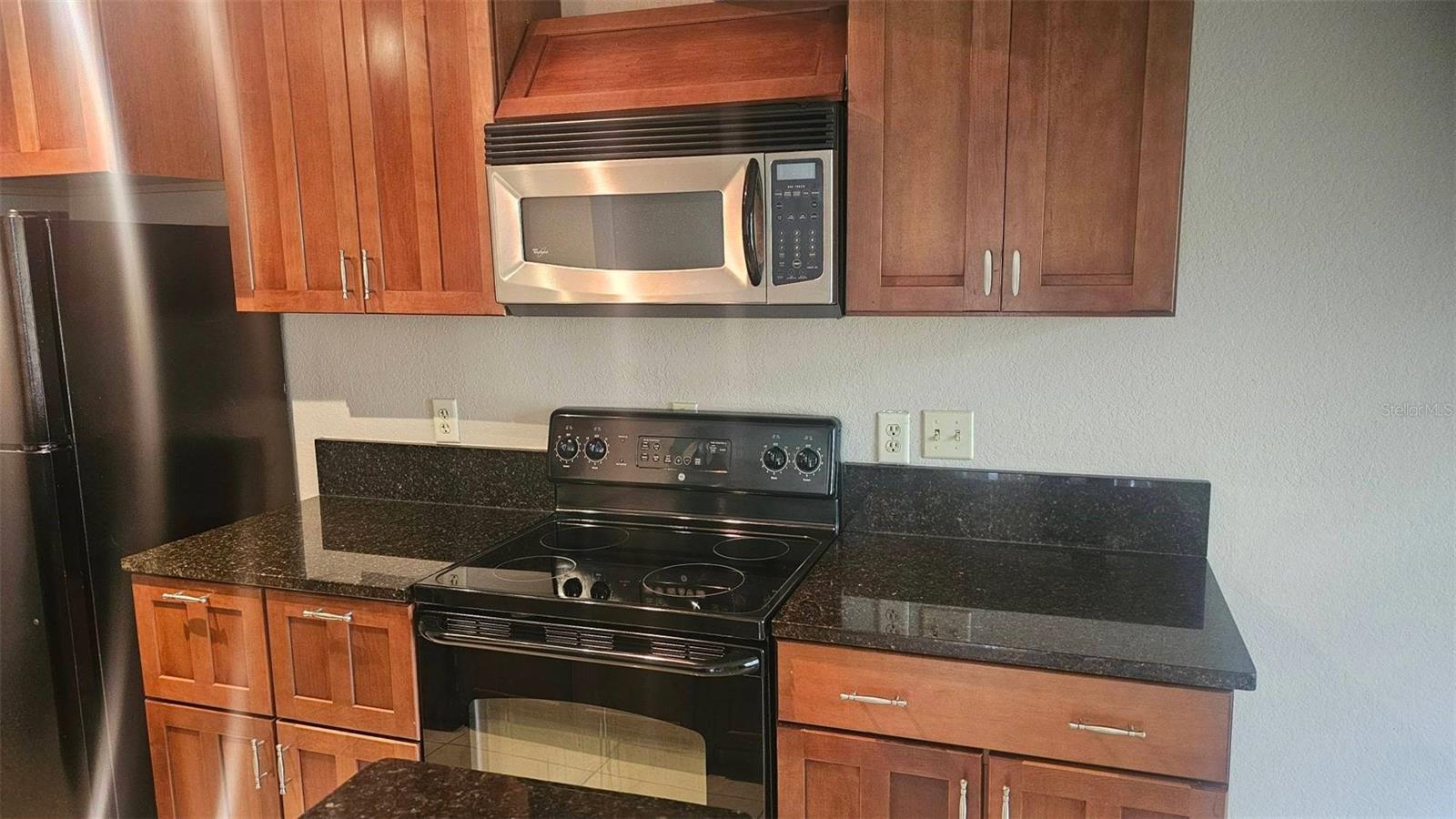 Image 4 of 10 For 11574 Westwood Boulevard 1116