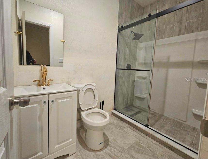 Image 5 of 6 For 1519 Barberry Drive