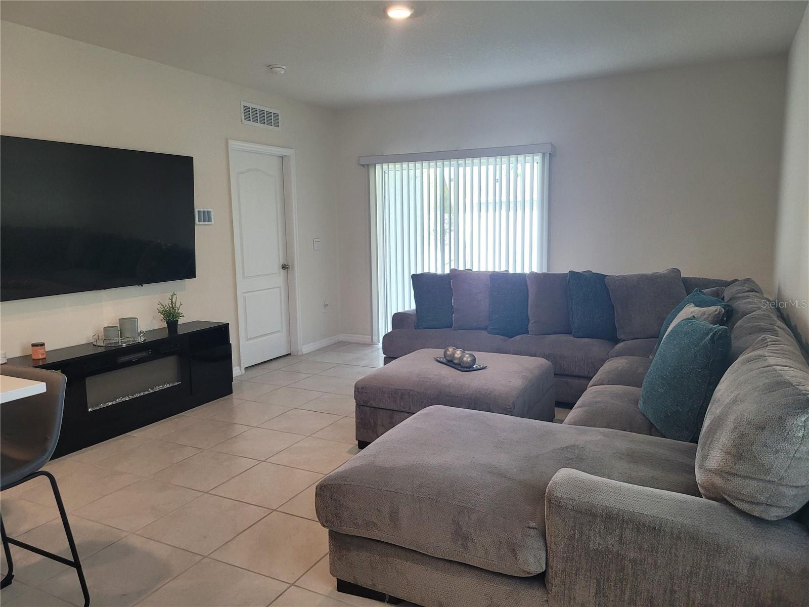 Image 7 of 30 For 6733 Huntleigh Hammock Road