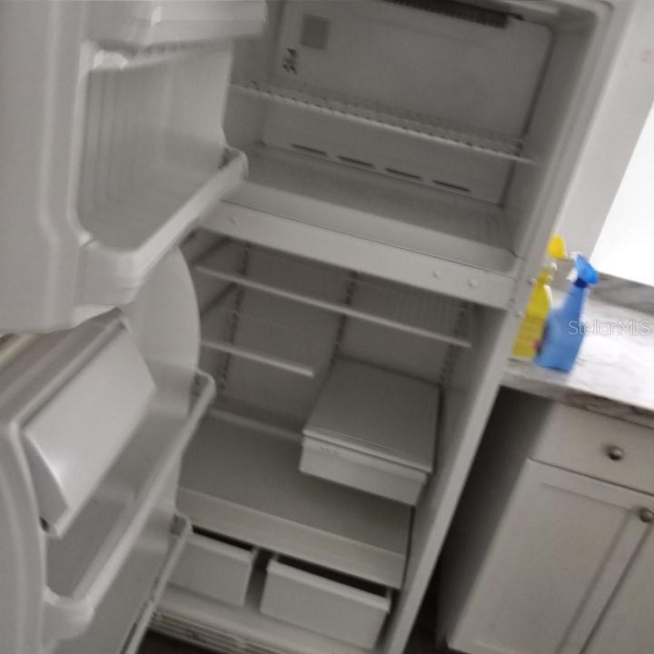 Image 13 of 14 For 208 Sears Avenue Ne