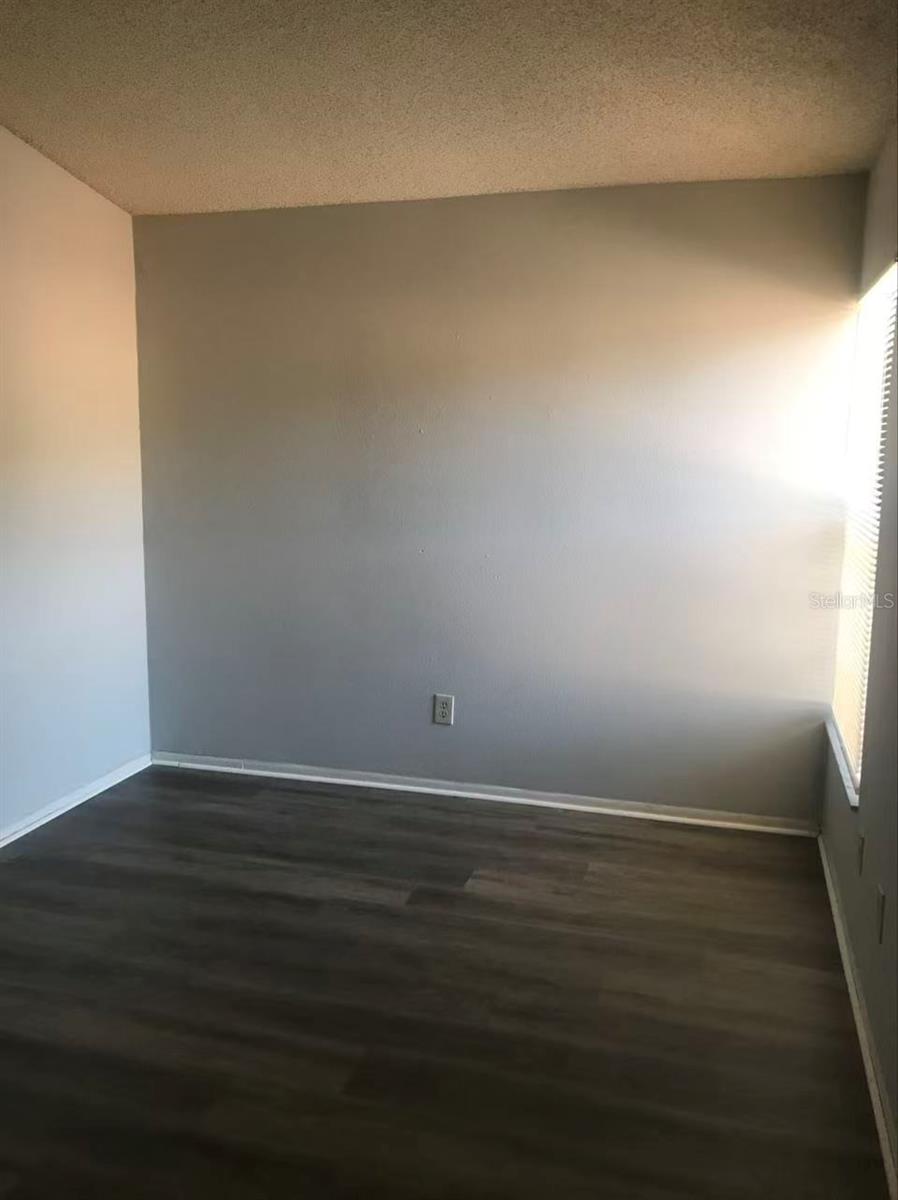 Image 5 of 18 For 7814 Sugar Brook Court 7814