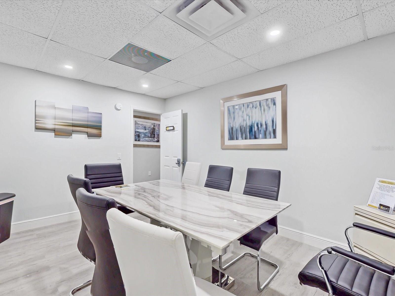 Image 4 of 16 For 18 Bass Street