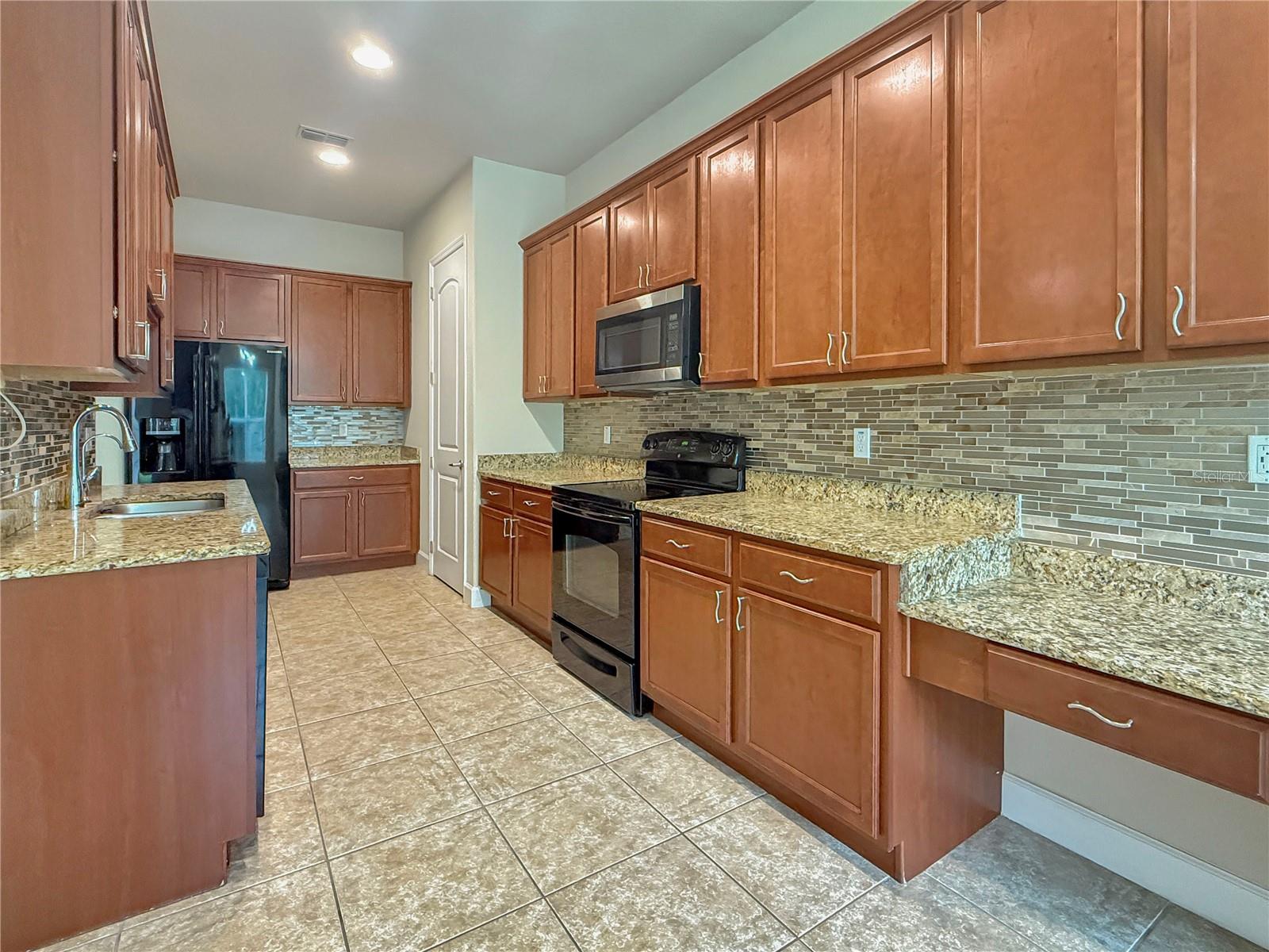 Image 11 of 38 For 2864 Eastham Lane