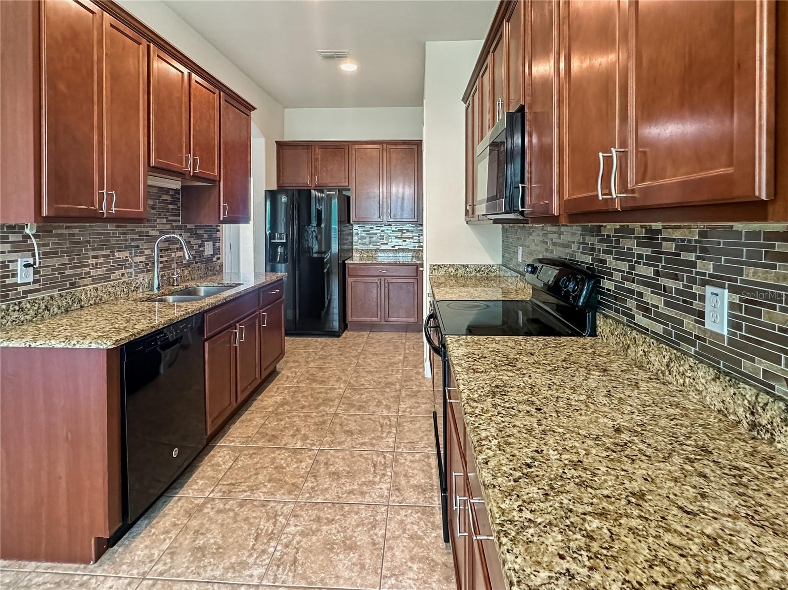 Image 12 of 38 For 2864 Eastham Lane