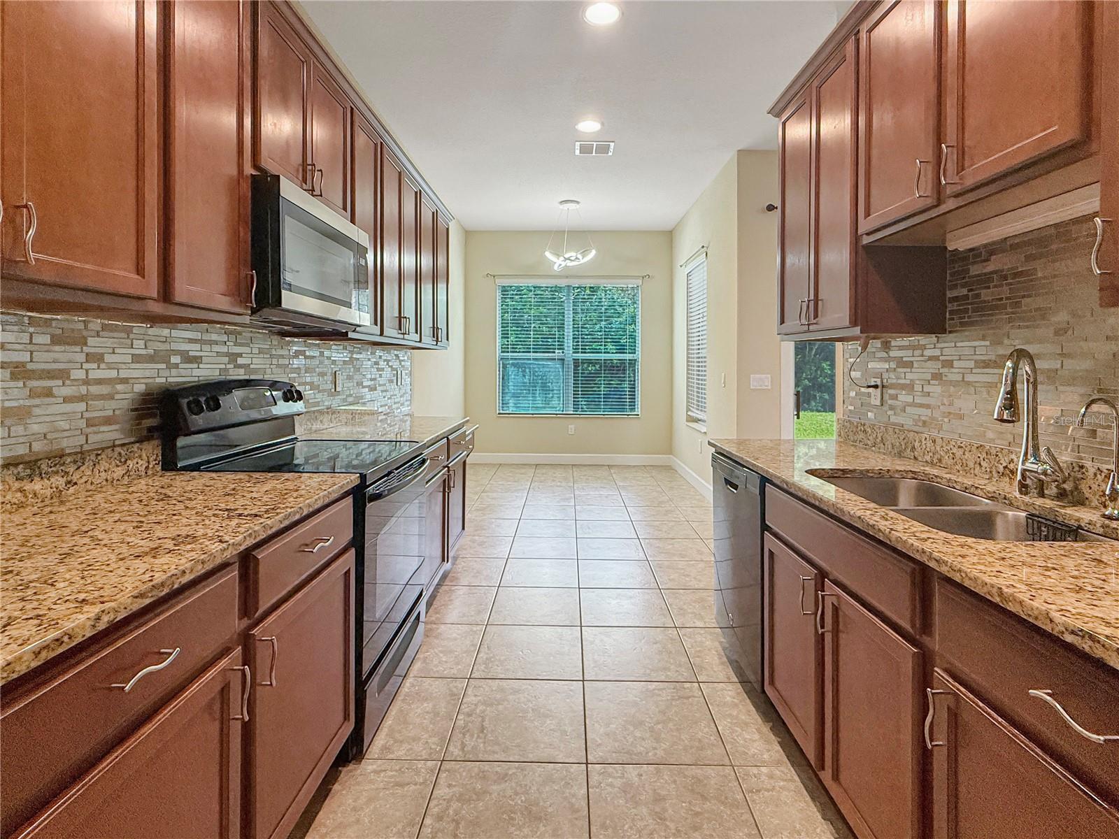 Image 13 of 38 For 2864 Eastham Lane