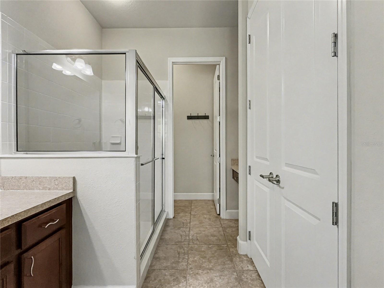 Image 18 of 38 For 2864 Eastham Lane