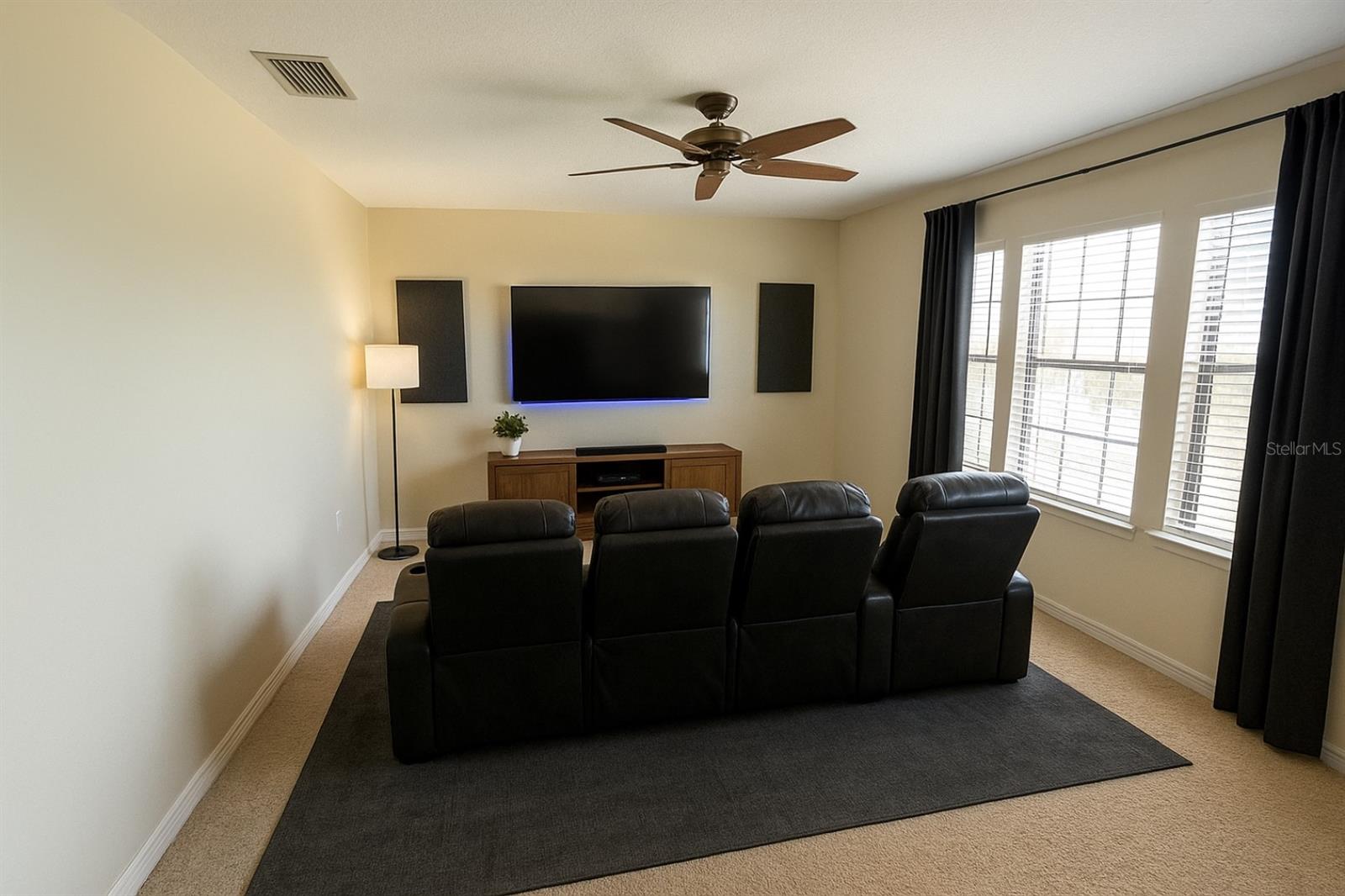 Image 7 of 9 For 2924 Boating Boulevard