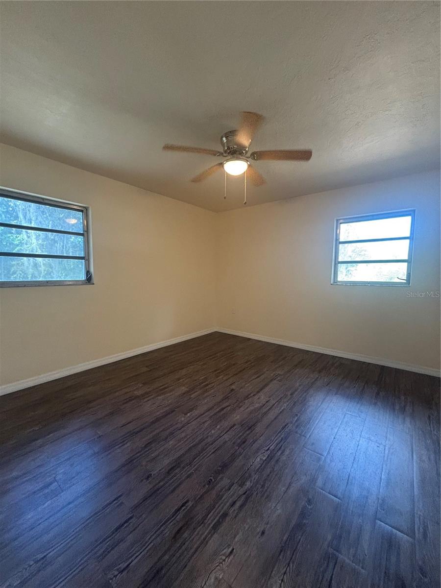 Image 18 of 66 For 127 Jamison Avenue