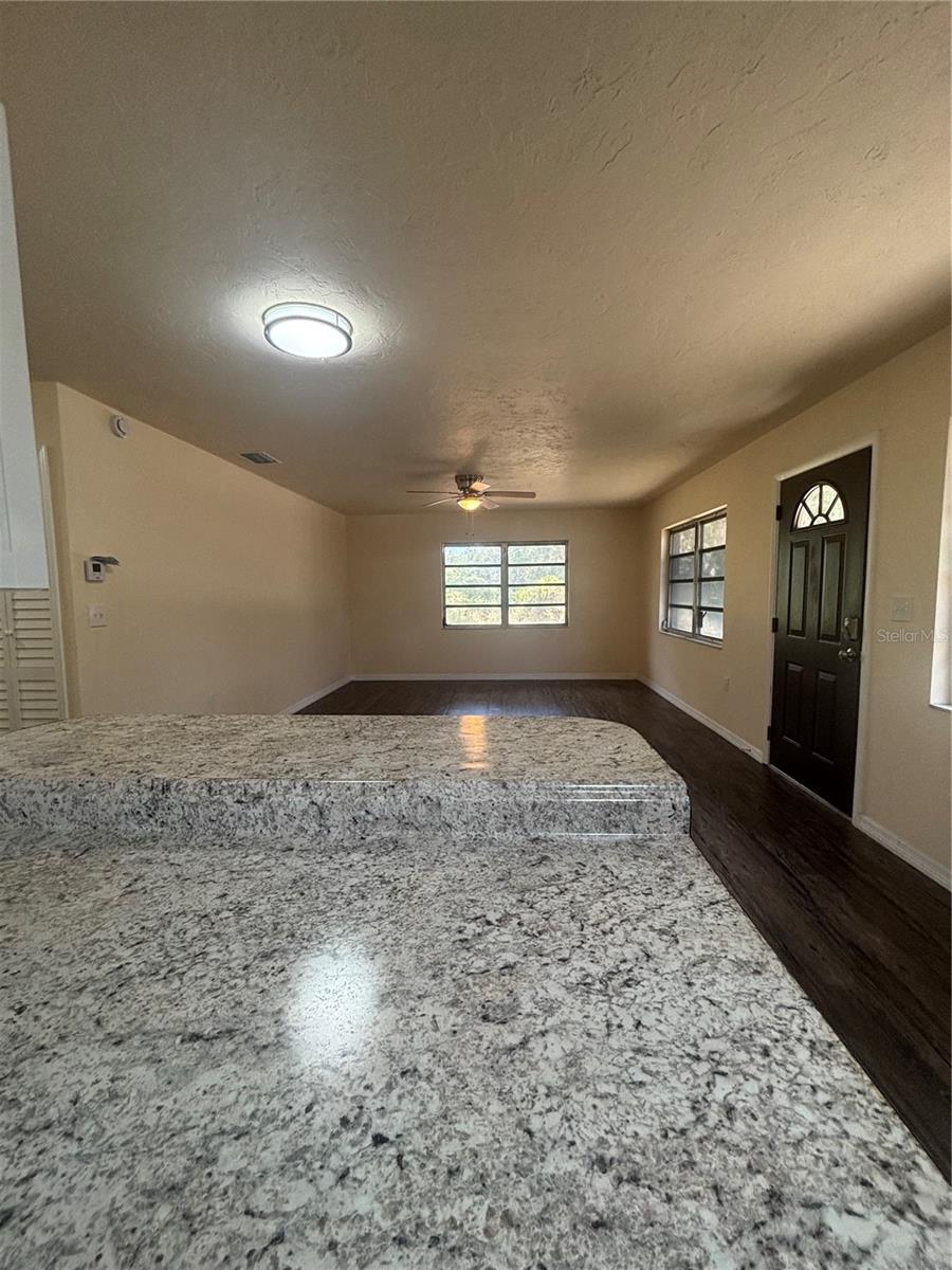 Image 19 of 66 For 127 Jamison Avenue