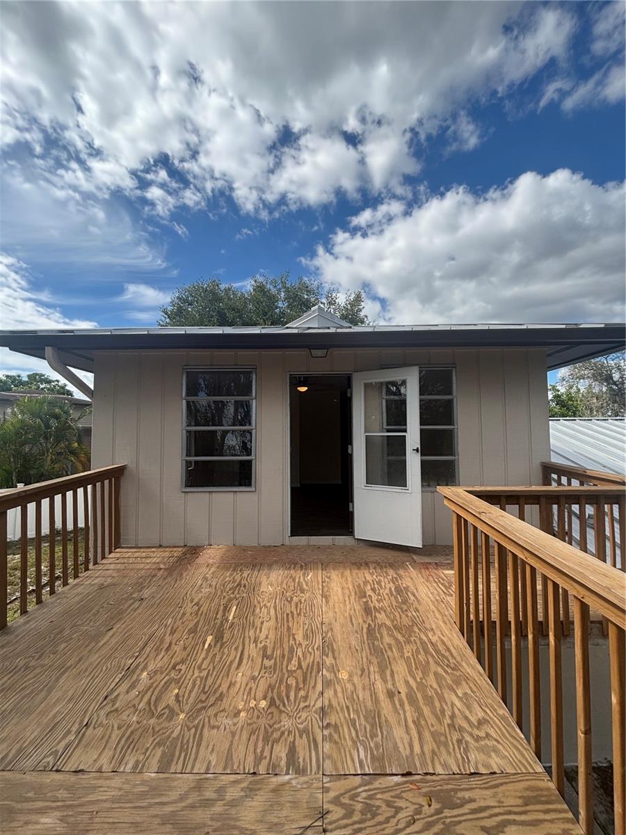 Image 31 of 66 For 127 Jamison Avenue