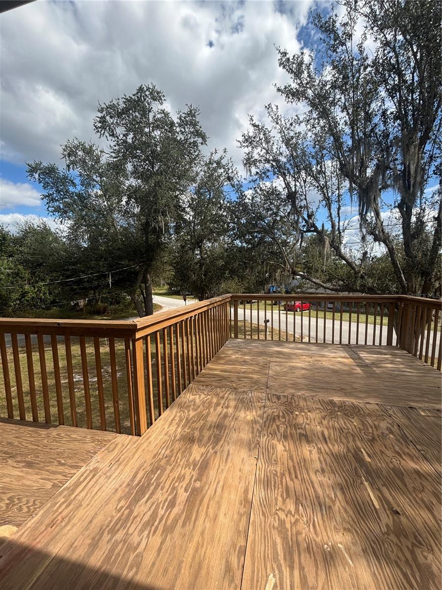 Image 33 of 66 For 127 Jamison Avenue