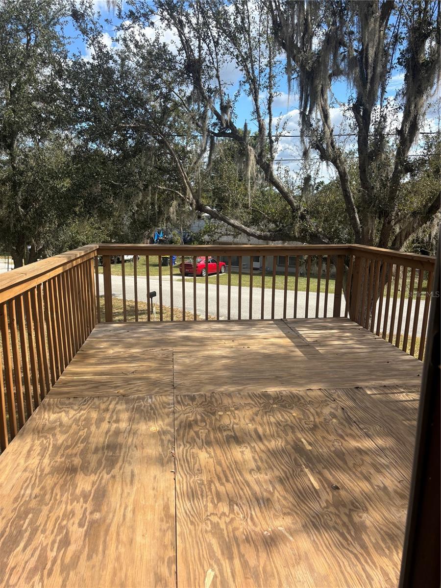 Image 34 of 66 For 127 Jamison Avenue