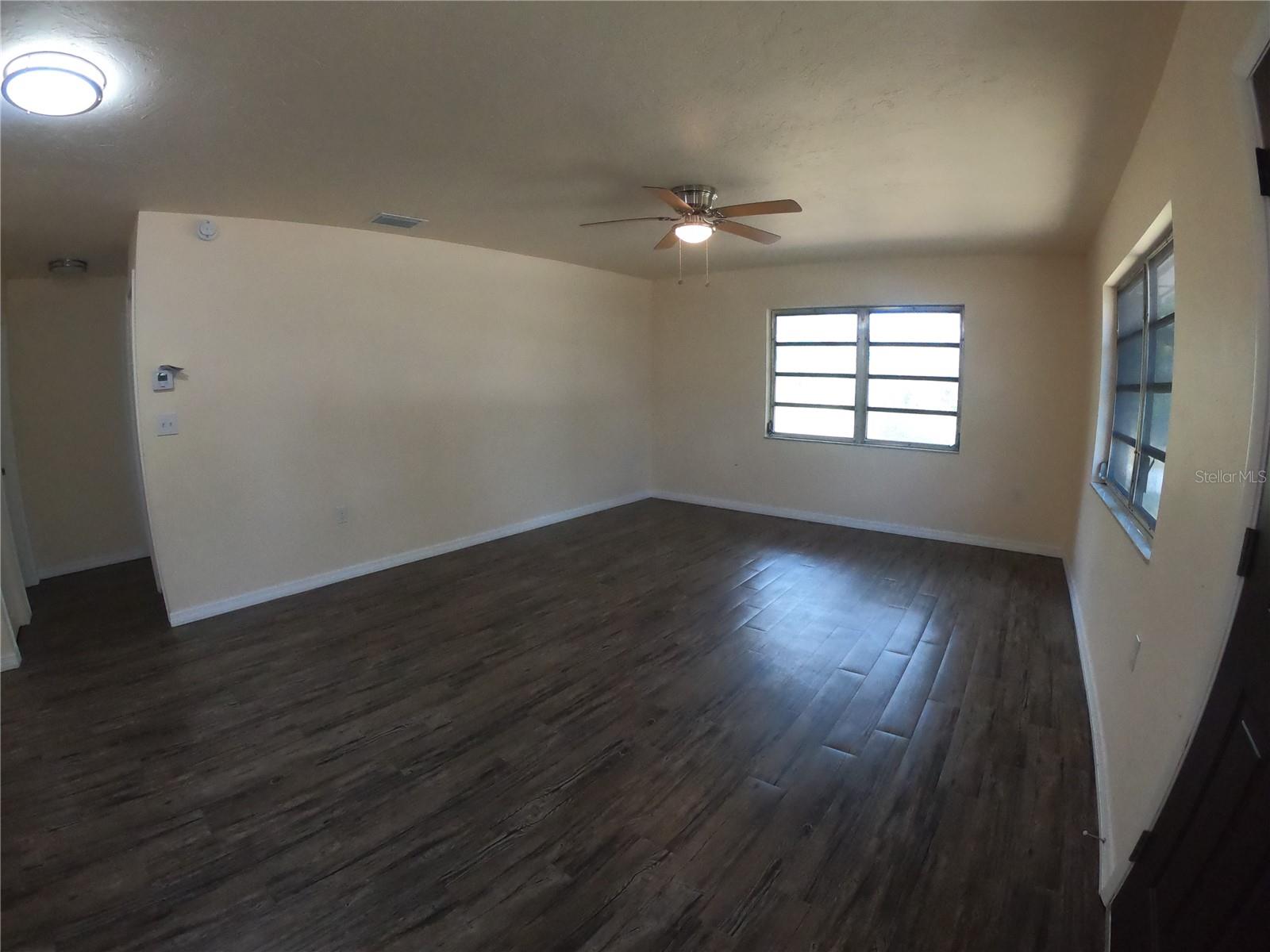 Image 40 of 66 For 127 Jamison Avenue