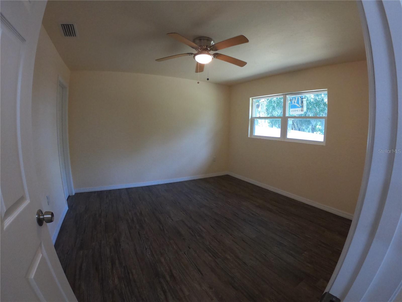 Image 5 of 66 For 127 Jamison Avenue