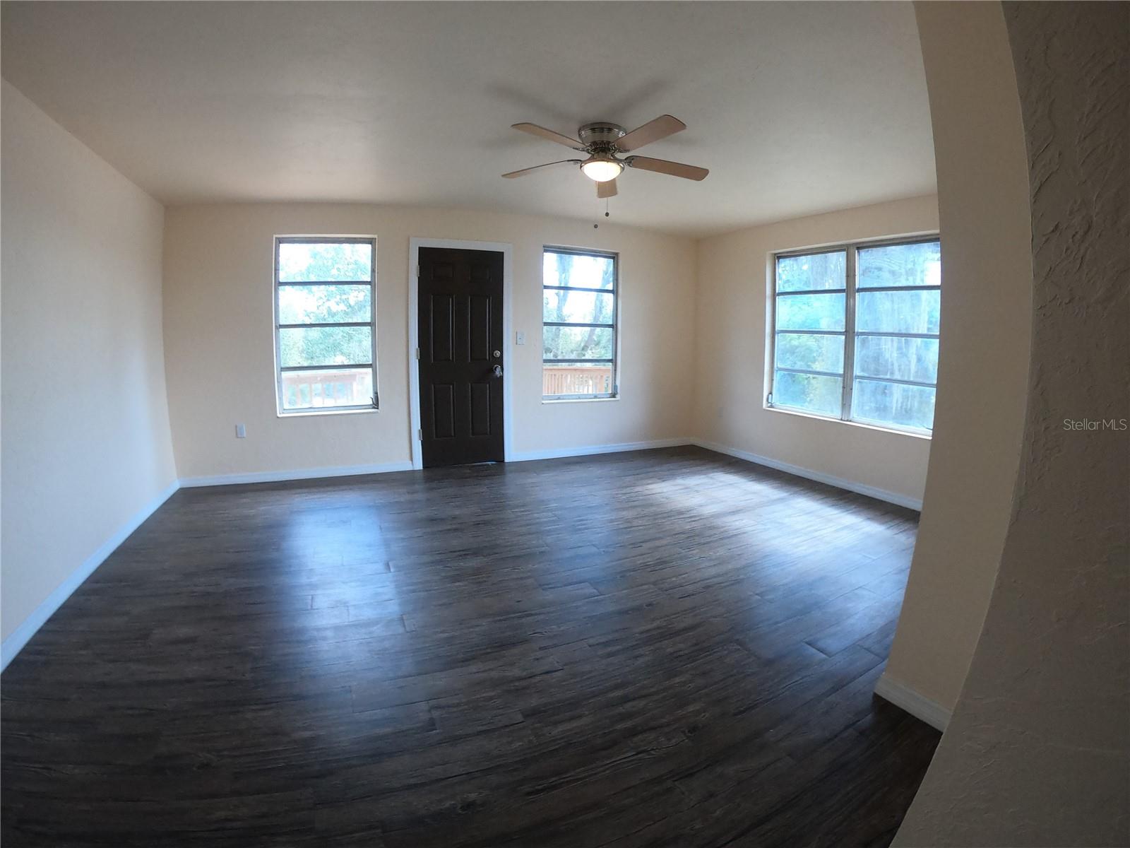 Image 54 of 66 For 127 Jamison Avenue