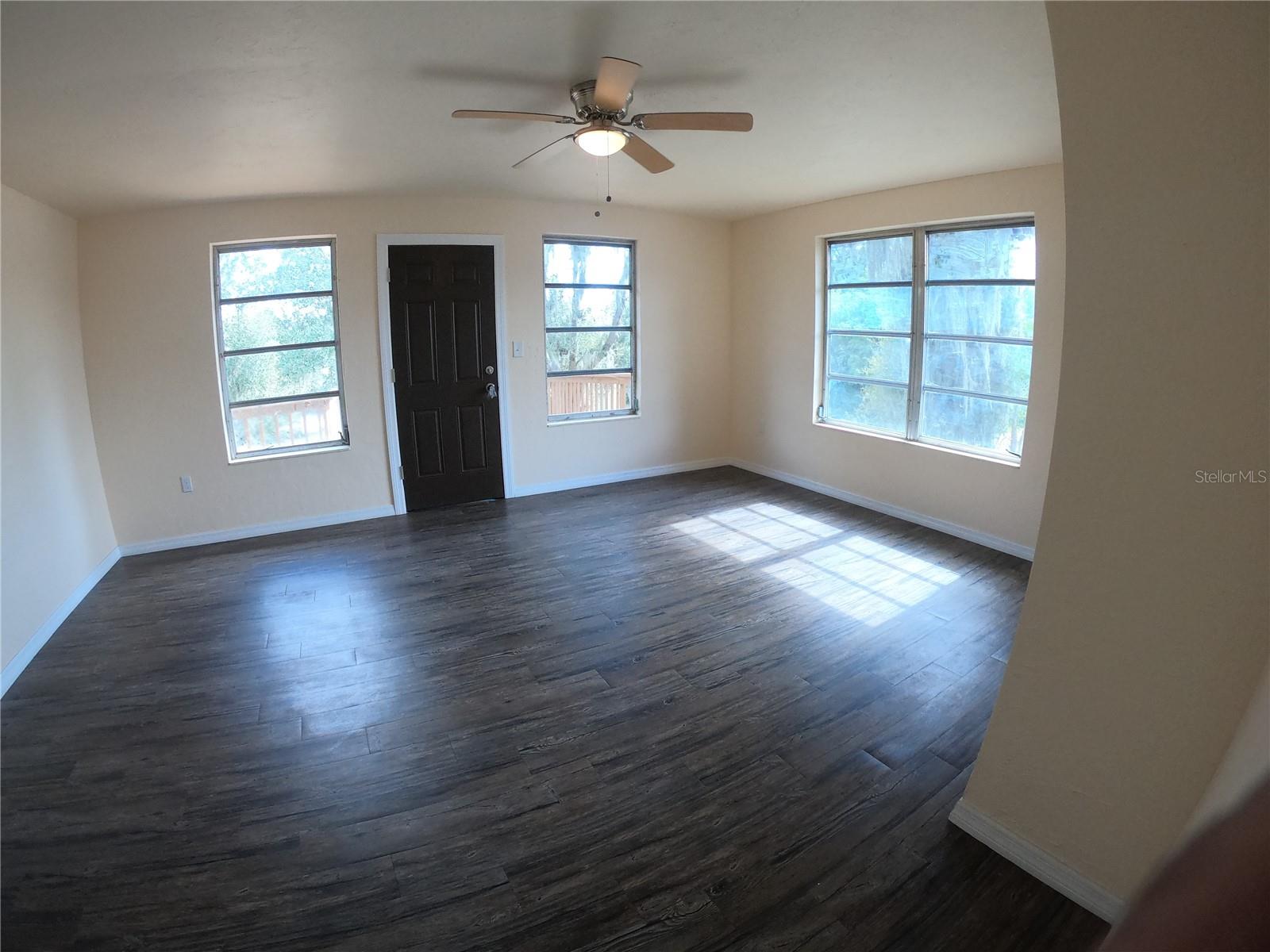 Image 57 of 66 For 127 Jamison Avenue