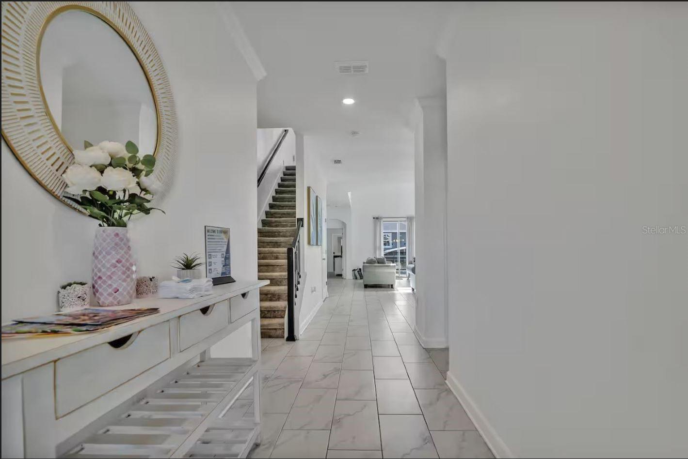 Image 16 of 26 For 1025 Leader Street