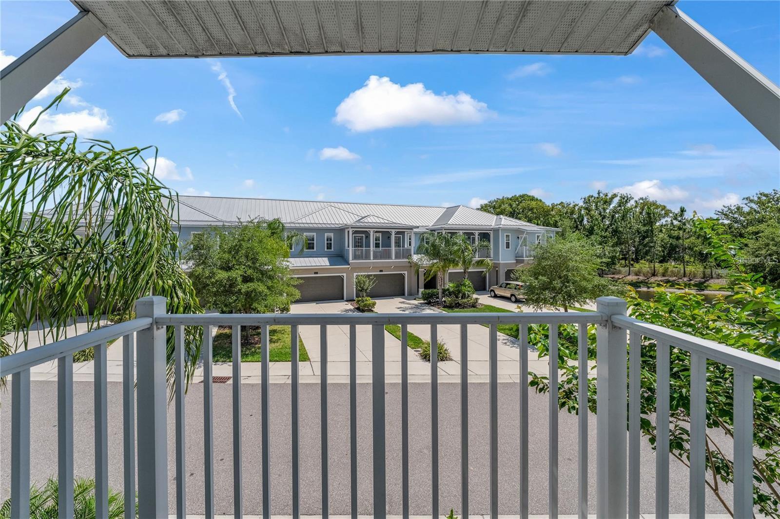 Image 13 of 23 For 572 Lake Wildmere Cove