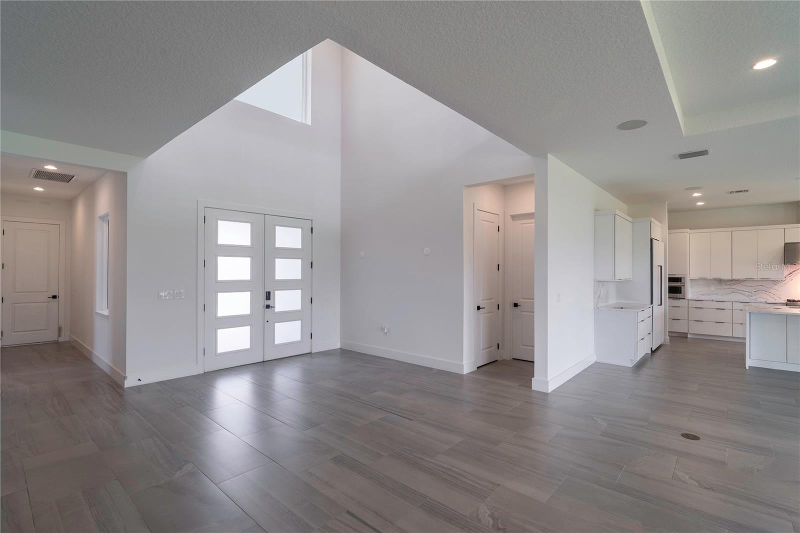 Image 11 of 46 For 9004 Santorini Drive