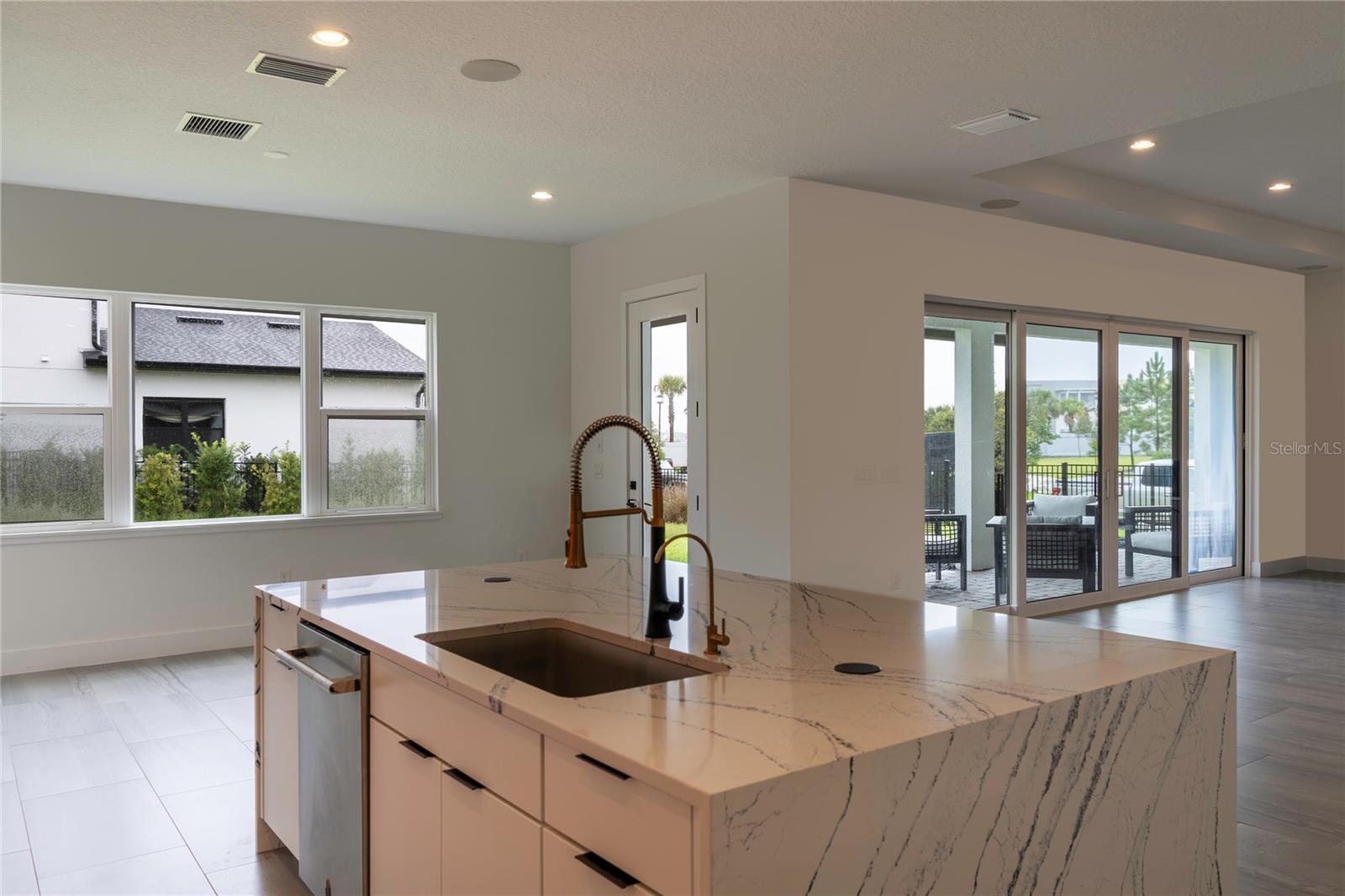 Image 17 of 46 For 9004 Santorini Drive