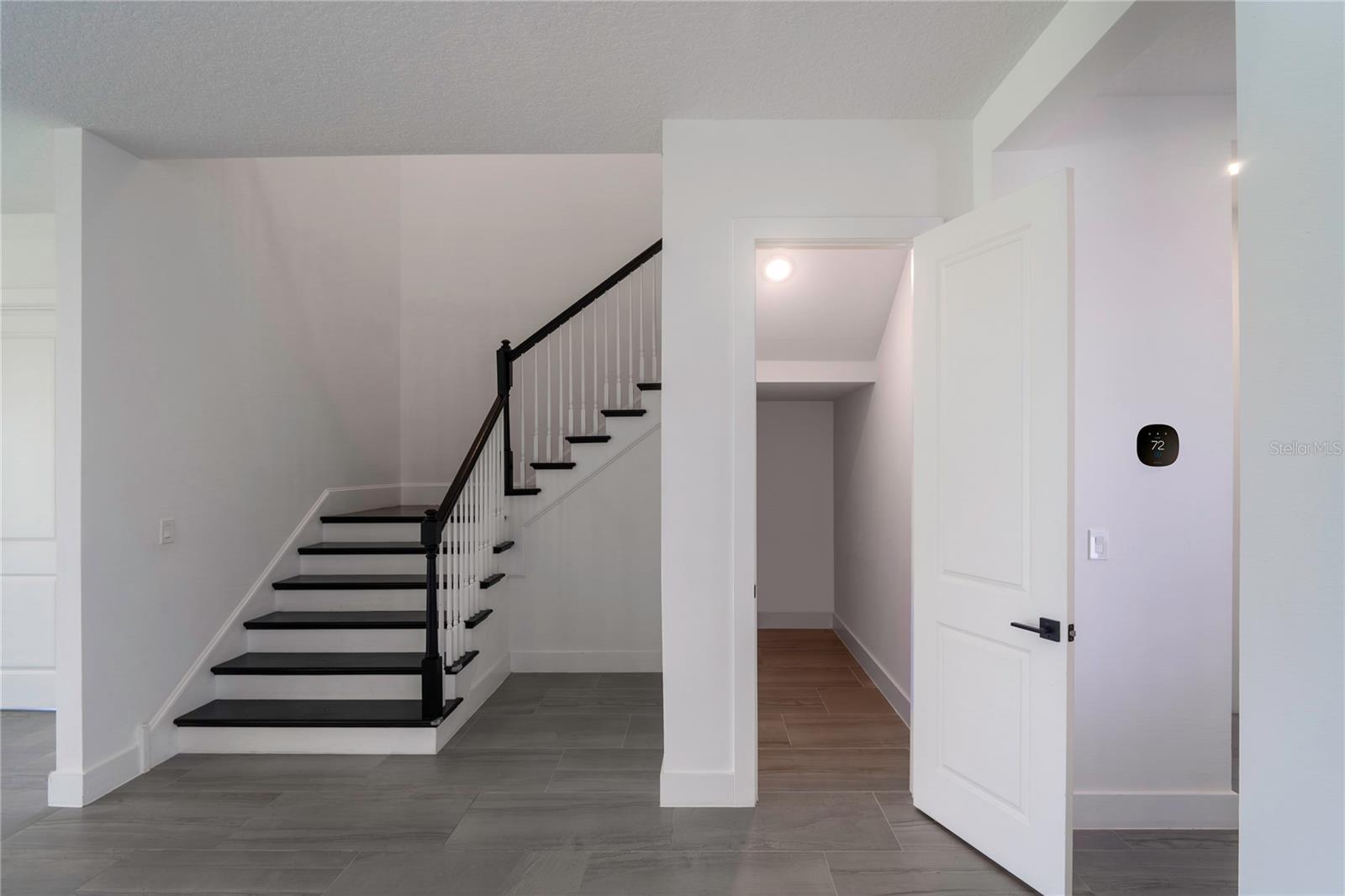 Image 21 of 46 For 9004 Santorini Drive