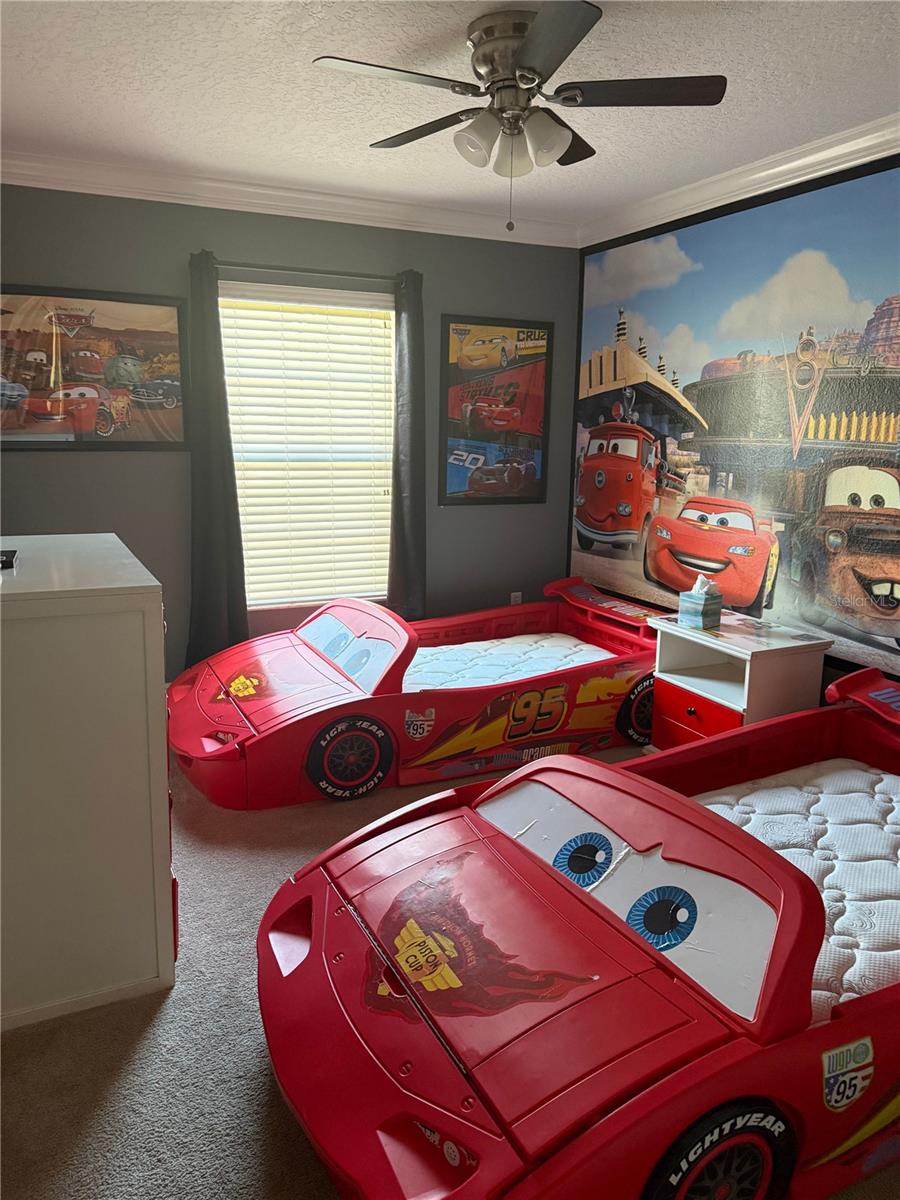 Image 13 of 22 For 860 Assembly Court