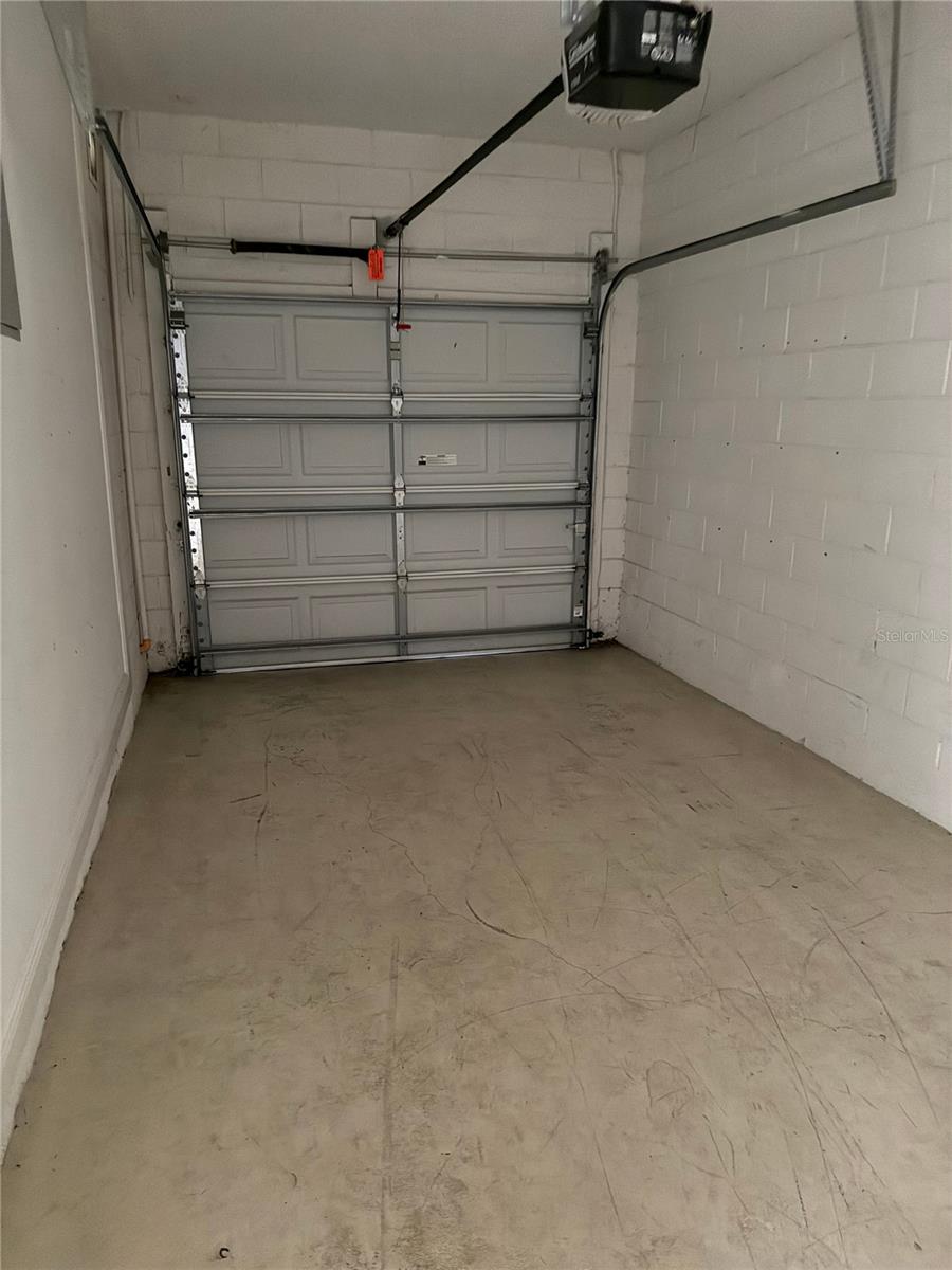 Image 21 of 22 For 860 Assembly Court