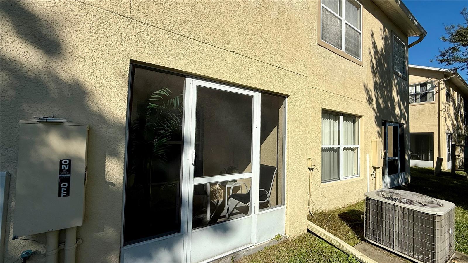 Image 15 of 21 For 2710 Club Cortile Cir