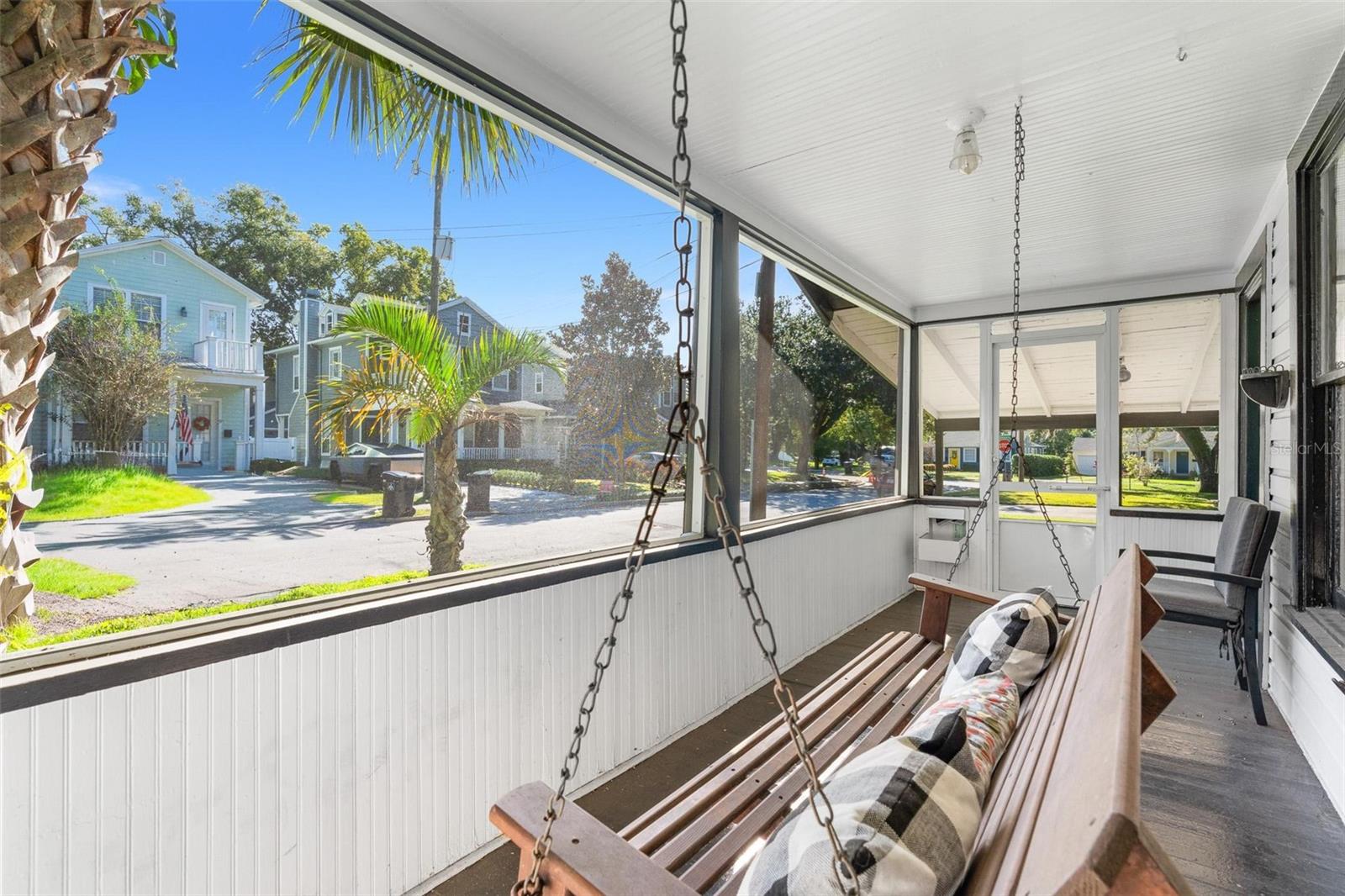 Image 26 of 35 For 12 Forest Avenue