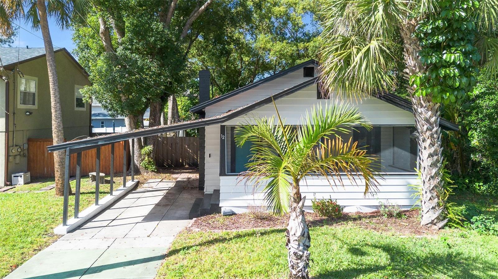 Image 29 of 35 For 12 Forest Avenue