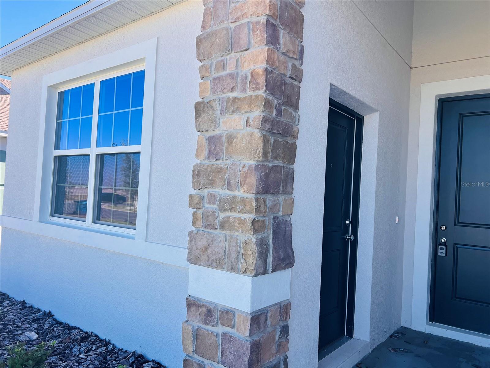 Image 2 of 5 For 4317 Riverbend Boulevard 2