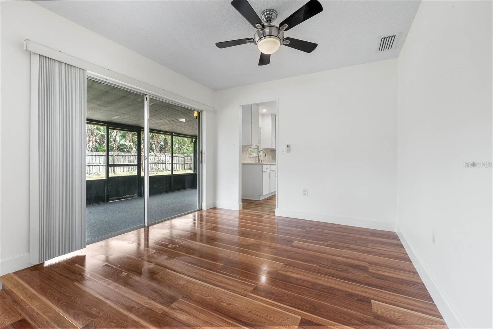 Image 11 of 25 For 8323 Banyan Boulevard