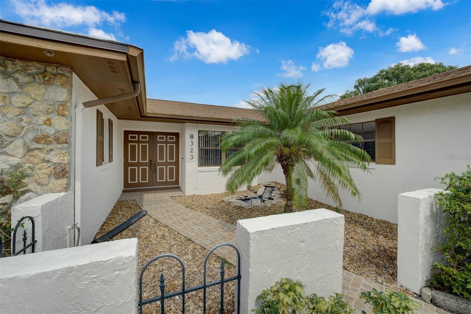 Image 2 of 25 For 8323 Banyan Boulevard