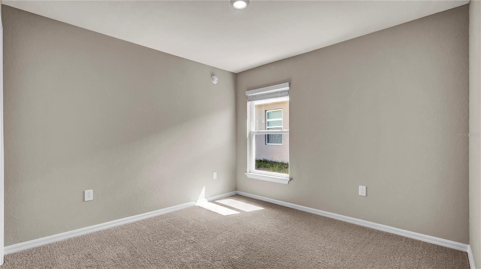 Image 10 of 37 For 2483 Matterhorn Trail